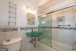 9322 W Parkhill Dr, Bethesda, MD 20814 - Photo 11