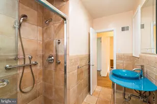 9322 W Parkhill Dr, Bethesda, MD 20814 - Photo 13