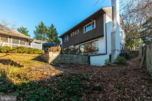 9322 W Parkhill Dr, Bethesda, MD 20814 - Photo 31