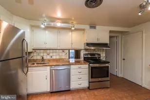 9322 W Parkhill Dr, Bethesda, MD 20814 - Photo 23