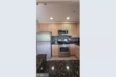 353 Fallsgrove Drive #51, Rockville, MD 20850 - Photo 15