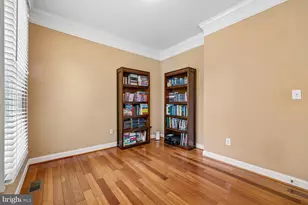 21201 Hickory Forest Way, Germantown, MD 20876 - Photo 7