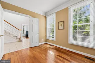 21201 Hickory Forest Way, Germantown, MD 20876 - Photo 9