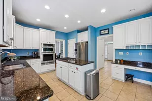 21201 Hickory Forest Way, Germantown, MD 20876 - Photo 25