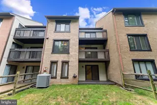 20418 Shadow Oak Ct, Gaithersburg, MD 20886 - Photo 3