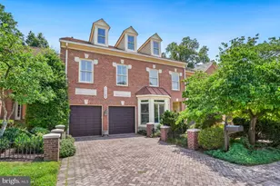 11123 Potomac Crest Dr, Potomac, MD 20854 - Photo 1