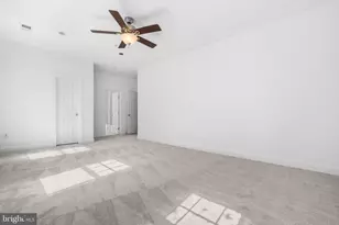 9421 Holland Ave, Bethesda, MD 20814 - Photo 33