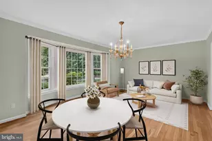 6905 Stonewood Ct, Rockville, MD 20852 - Photo 3