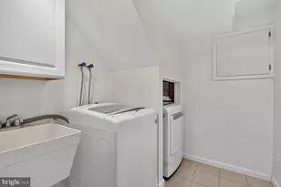 6905 Stonewood Ct, Rockville, MD 20852 - Photo 17