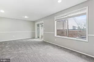 9861 Lake Shore Dr, Gaithersburg, MD 20886 - Photo 25