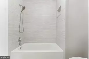 9861 Lake Shore Dr, Gaithersburg, MD 20886 - Photo 21