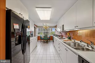 5610 Wisconsin Ave, Chevy Chase, MD 20815 - Photo 21