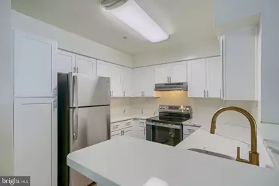 18519 Boysenberry Drive #253, Gaithersburg, MD 20879 - Photo 9