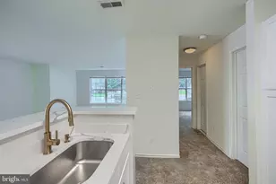 18519 Boysenberry Dr, Gaithersburg, MD 20879 - Photo 13