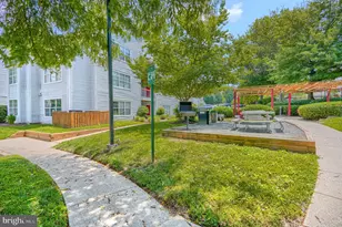 18519 Boysenberry Dr, Gaithersburg, MD 20879 - Photo 33