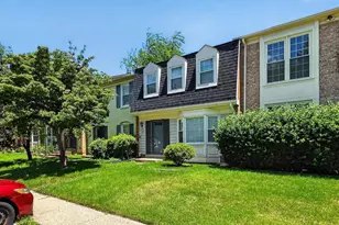 9208 Weathervane Pl, Montgomery Village, MD 20886 - Photo 3