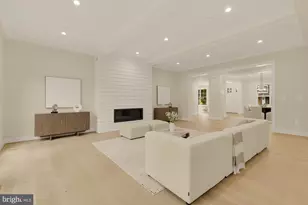 7008 Amy Ln, Bethesda, MD 20817 - Photo 17