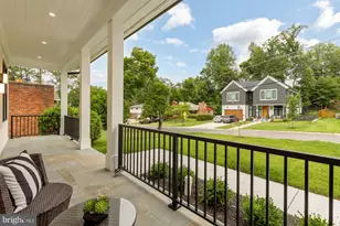 7008 Amy Ln, Bethesda, MD 20817 - Photo 5