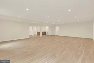 7008 Amy Ln, Bethesda, MD 20817 - Photo 77