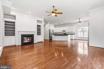 22409 Brook Point Way, Clarksburg, MD 20871 - Photo 19