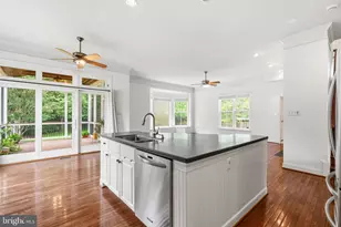 22409 Brook Point Way, Clarksburg, MD 20871 - Photo 25