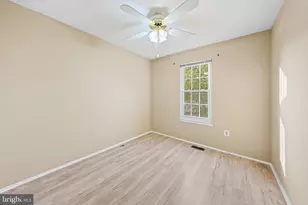 18726 Pikeview Dr, Germantown, MD 20874 - Photo 19
