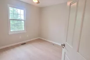 8413 Meadow Green Way, Gaithersburg, MD 20877 - Photo 17
