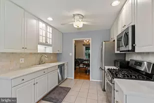 2209 Coffeewood Ct, Silver Spring, MD 20906 - Photo 9