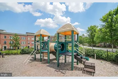 367 Parkview Avenue, Gaithersburg, MD 20878 - Photo 23