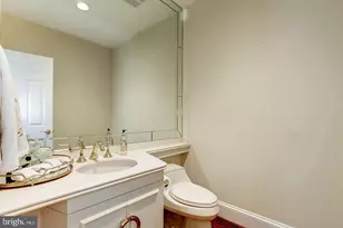 9909 Avenel Farm Dr, Potomac, MD 20854 - Photo 25