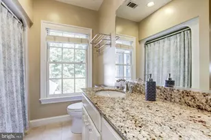 9909 Avenel Farm Dr, Potomac, MD 20854 - Photo 21
