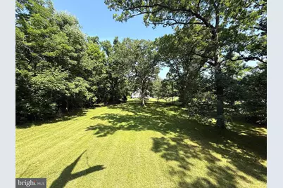 8611 Oakmont Street, Gaithersburg, MD 20877 - Photo 3