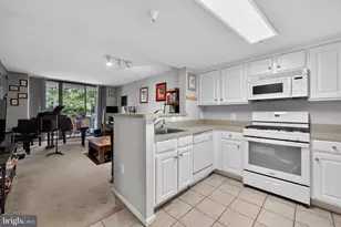 11710 Old Georgetown Rd, North Bethesda, MD 20852 - Photo 7