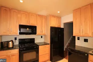 553 Monet Dr, Rockville, MD 20850 - Photo 15