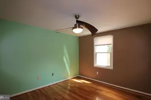 553 Monet Dr, Rockville, MD 20850 - Photo 13