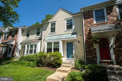 18246 Fox Chase Circle, Olney, MD 20832 - Photo 3