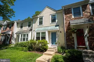 18246 Fox Chase Cir, Olney, MD 20832 - Photo 3