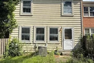 19 Goodport Ln, Gaithersburg, MD 20878 - Photo 5