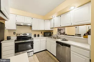 12204 Eagles Nest Ct, Germantown, MD 20874 - Photo 7