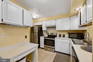 12204 Eagles Nest Ct, Germantown, MD 20874 - Photo 5