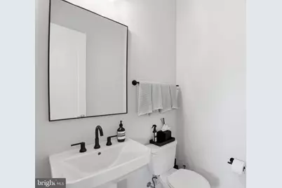7027 Artesa Ln Lane, Bethesda, MD 20817 - Photo 17