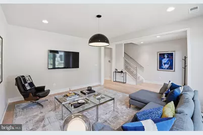 7027 Artesa Ln Lane, Bethesda, MD 20817 - Photo 3