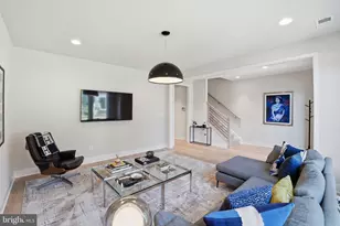 7027 Artesa Ln, Bethesda, MD 20817 - Photo 3