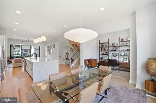 7027 Artesa Ln, Bethesda, MD 20817 - Photo 9