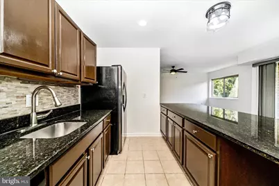 12202 Braxfield Court #16 / 228, Rockville, MD 20852 - Photo 19