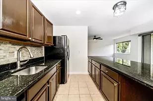 12202 Braxfield Ct, Rockville, MD 20852 - Photo 19