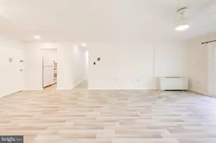 10300 Westlake Dr, Bethesda, MD 20817 - Photo 5