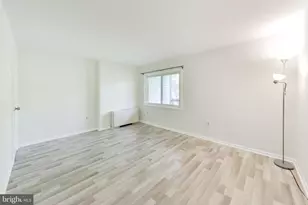 10300 Westlake Dr, Bethesda, MD 20817 - Photo 11