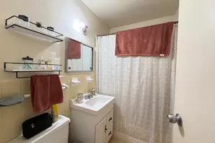 10201 Grosvenor Pl, Rockville, MD 20852 - Photo 19