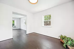 6705 Hillandale Rd, Chevy Chase, MD 20815 - Photo 9